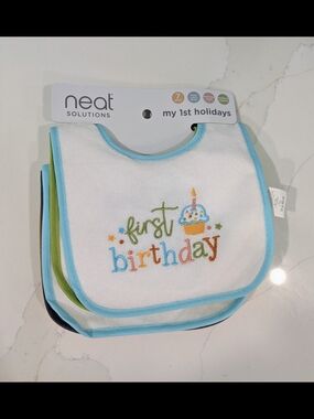 Neat Solutions "my 1st holidays" Bib Set